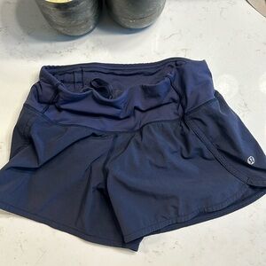 Lululemon shorts size 2